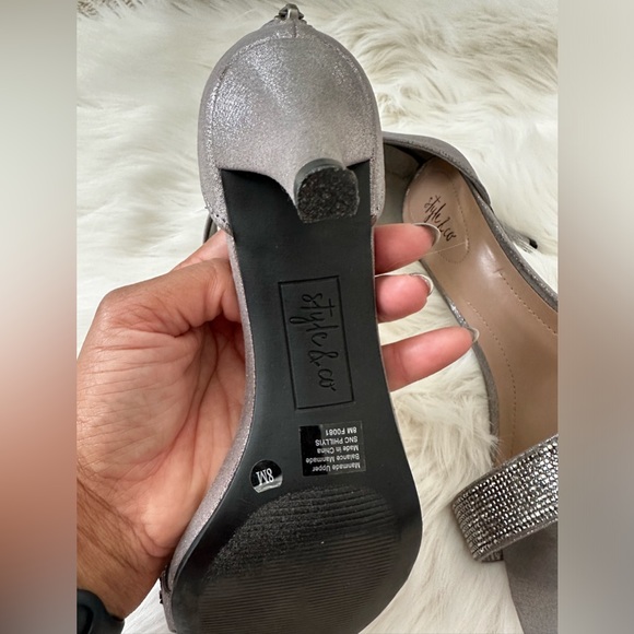 Style & Co Silver Sparkly Evening Shoes Size 8 Medium - Picture 7 of 8